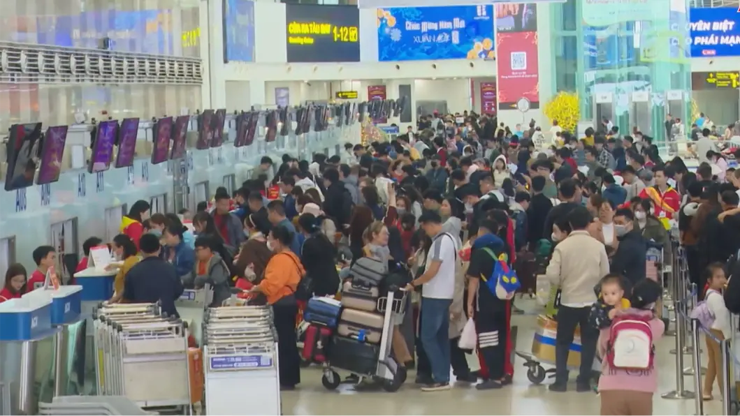 Sân bay Nội Bài dự kiến đón 115.000 khách ngày cao điểm